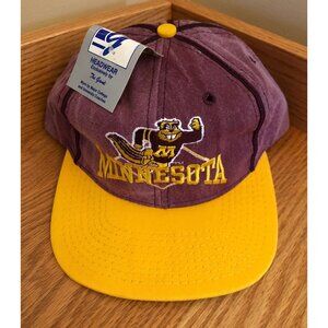 NWT NOS Vintage University of Minnesota U of M Snapback Hat The Game (c61)